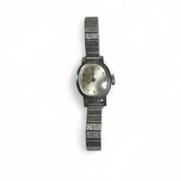 VTG Women's TIMEX Windup Watch Silver Tone Untested - Picture 1 of 5